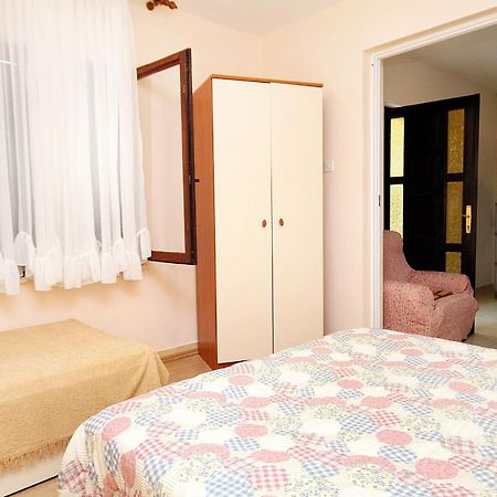 Apartments By The Sea Brgulje, Molat - 6241 Номер фото